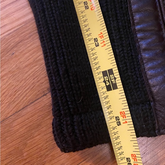 GUCCI Cardigan Sweater - Picture 15 of 15